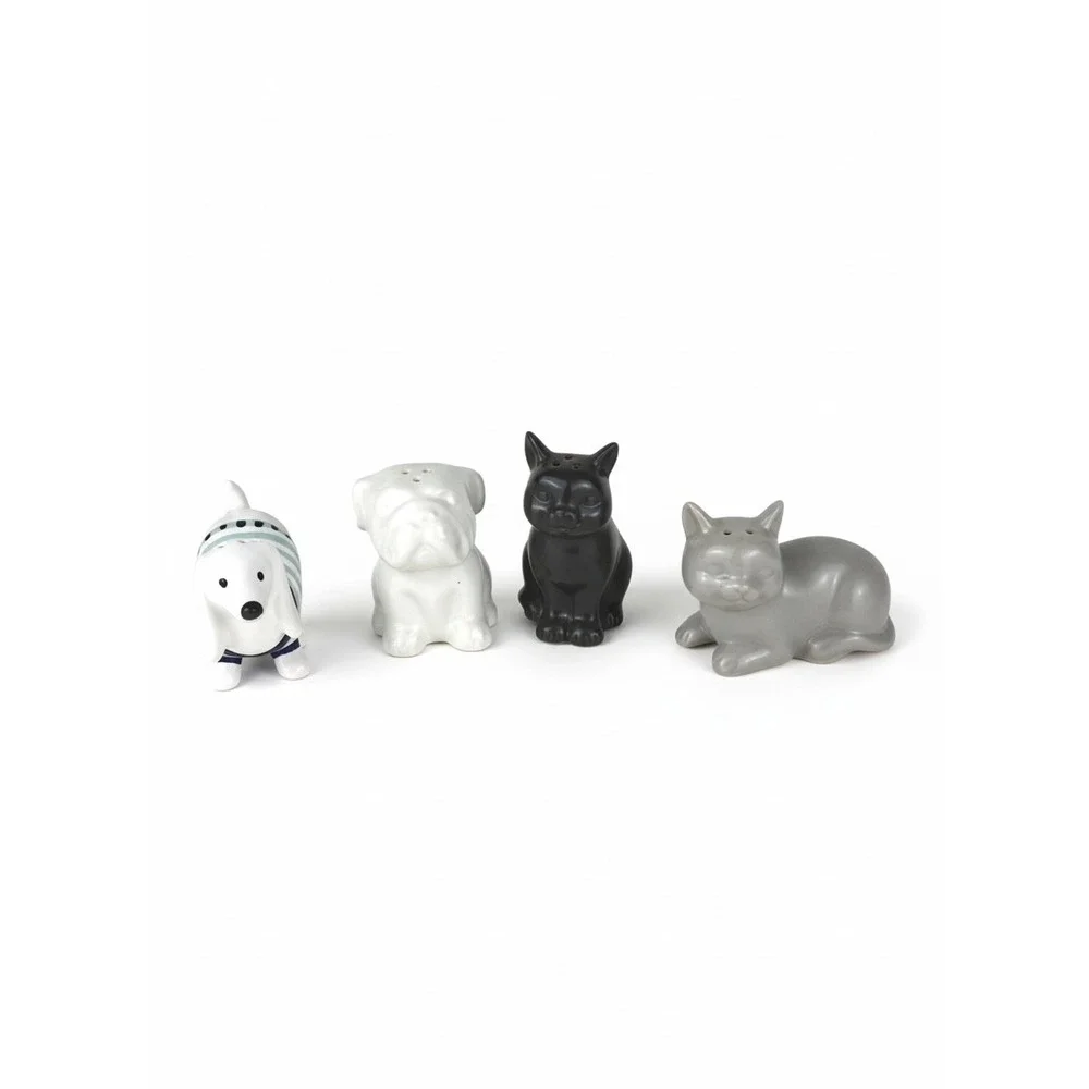 Ceramic Dog and Cat Salt and Pepper Shaker Set Cute Animal Kitchen Decor